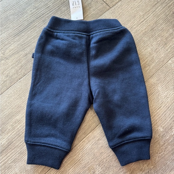 LAST PRICE🍒🤍 GAP BABY pants 💙 - Picture 3 of 8